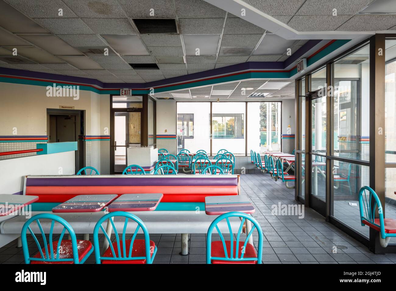 old taco bell dining room