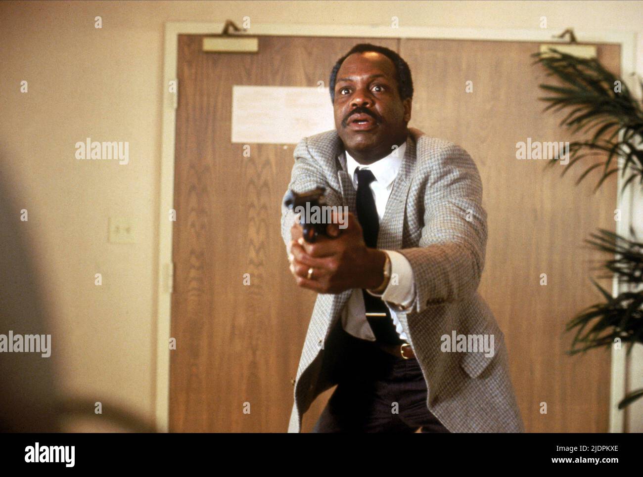 DANNY GLOVER, LETHAL WEAPON 2, 1989 Stock Photo - Alamy