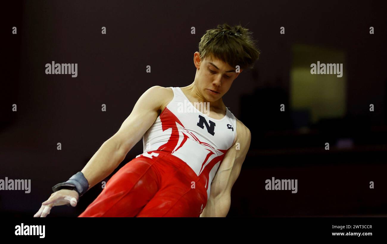 Nebraska's Nathan York performs on the pommel against Illinois during