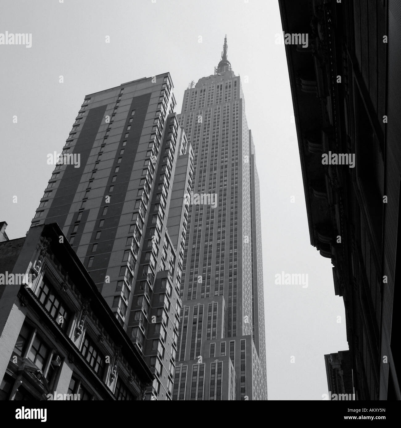 Street view of Chrysler Building, New York City, USA Stock Photo - Alamy