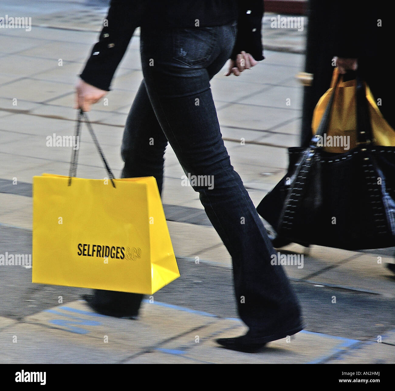 London Shopper With Selfridges Bag Stock Photo - Alamy
