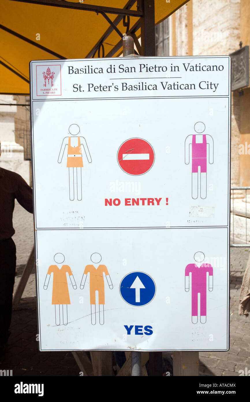dress-code-sign-saint-peters-basilica-vatican-ATACMX.jpg