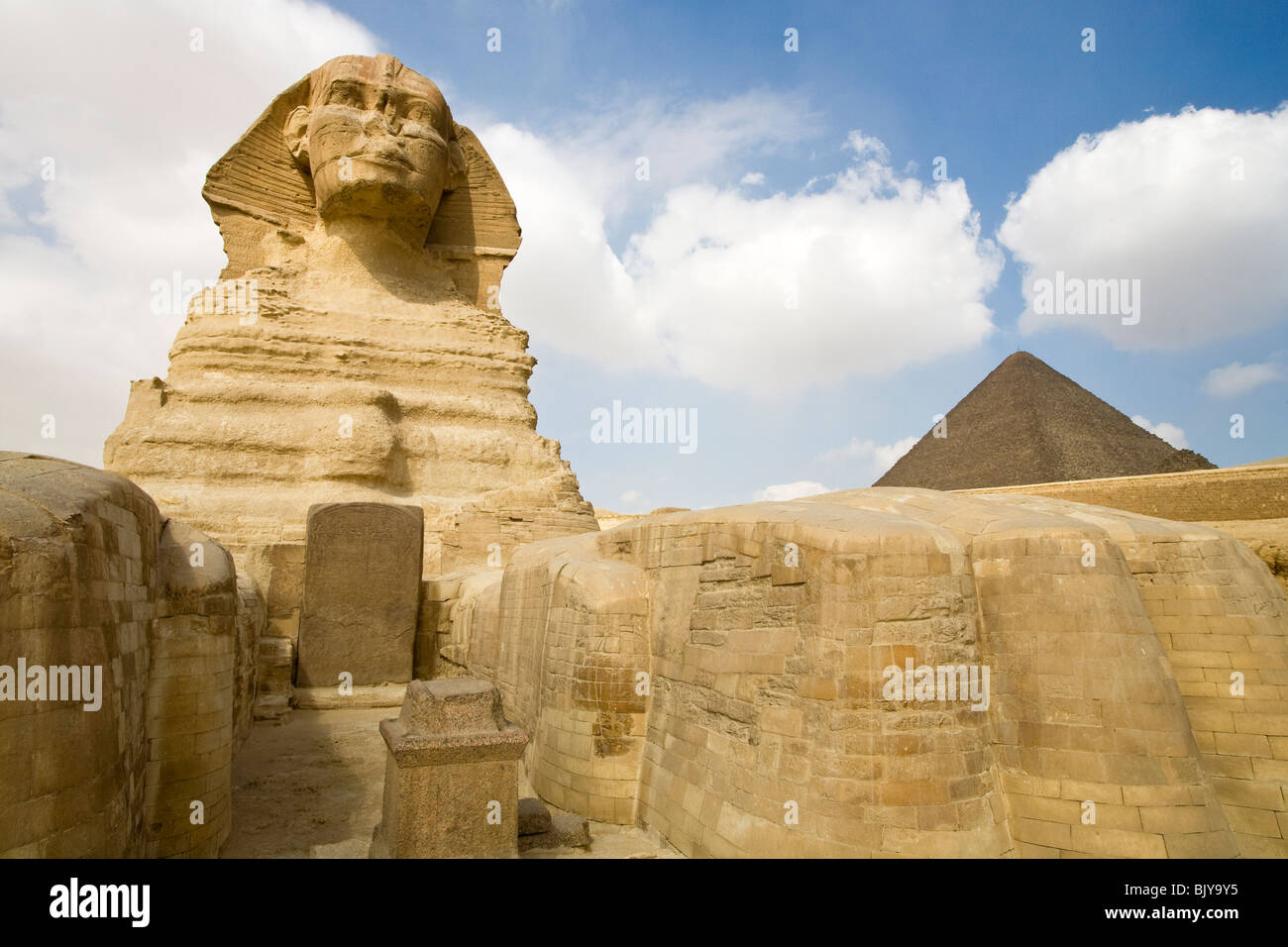 The Dream Stele of Thuthmosis IV between the paws of the Sphinx as seen ...