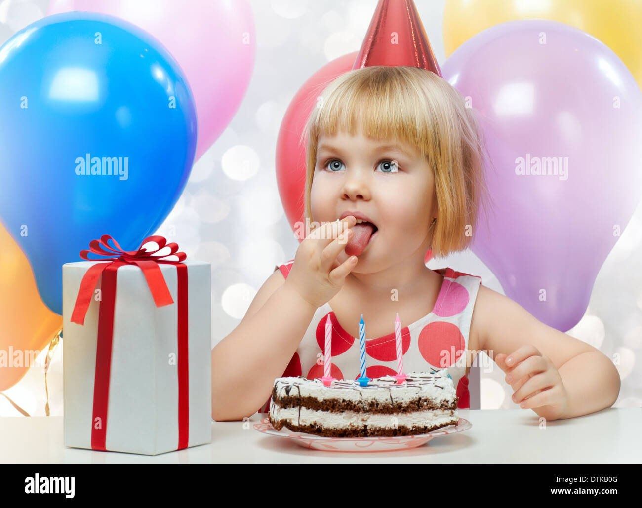 little girl celebrates birthday Stock Photo - Alamy
