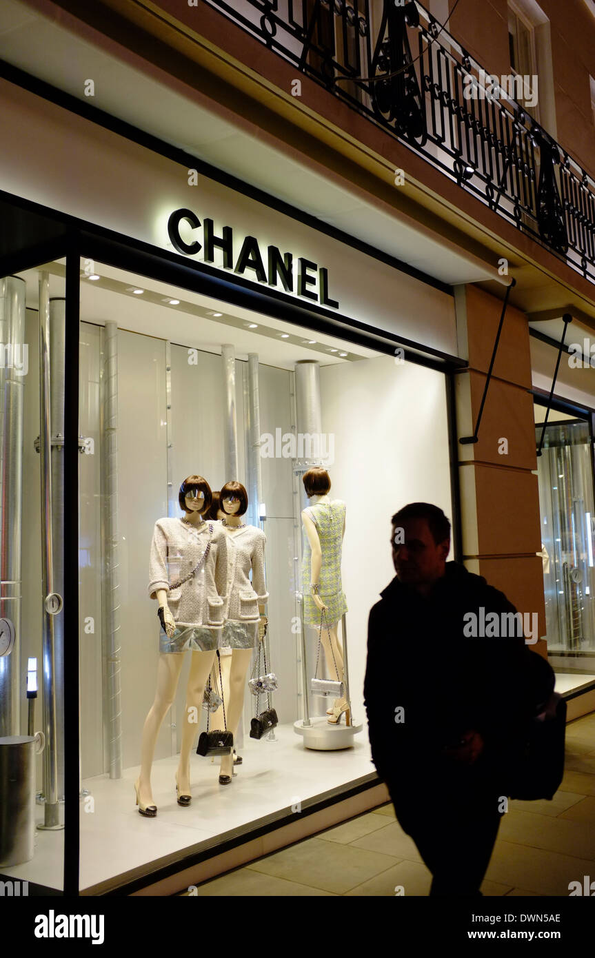 Chanel Designer Fashion Boutique on Bond Street, London Stock Photo - Alamy