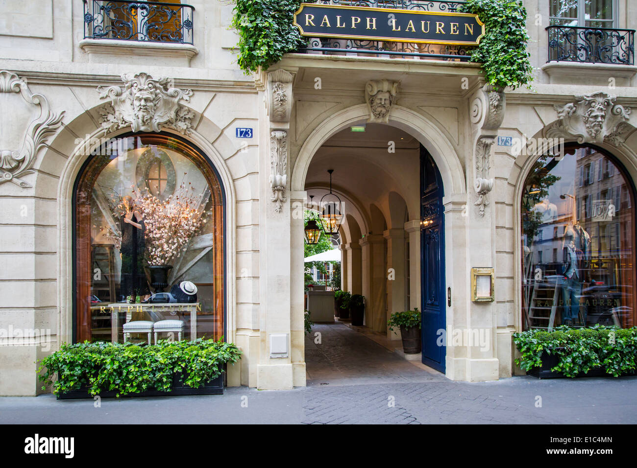 Entry to Ralph Lauren store and restaurant in Saint-Germain-des-Pres, Paris  France Stock Photo - Alamy