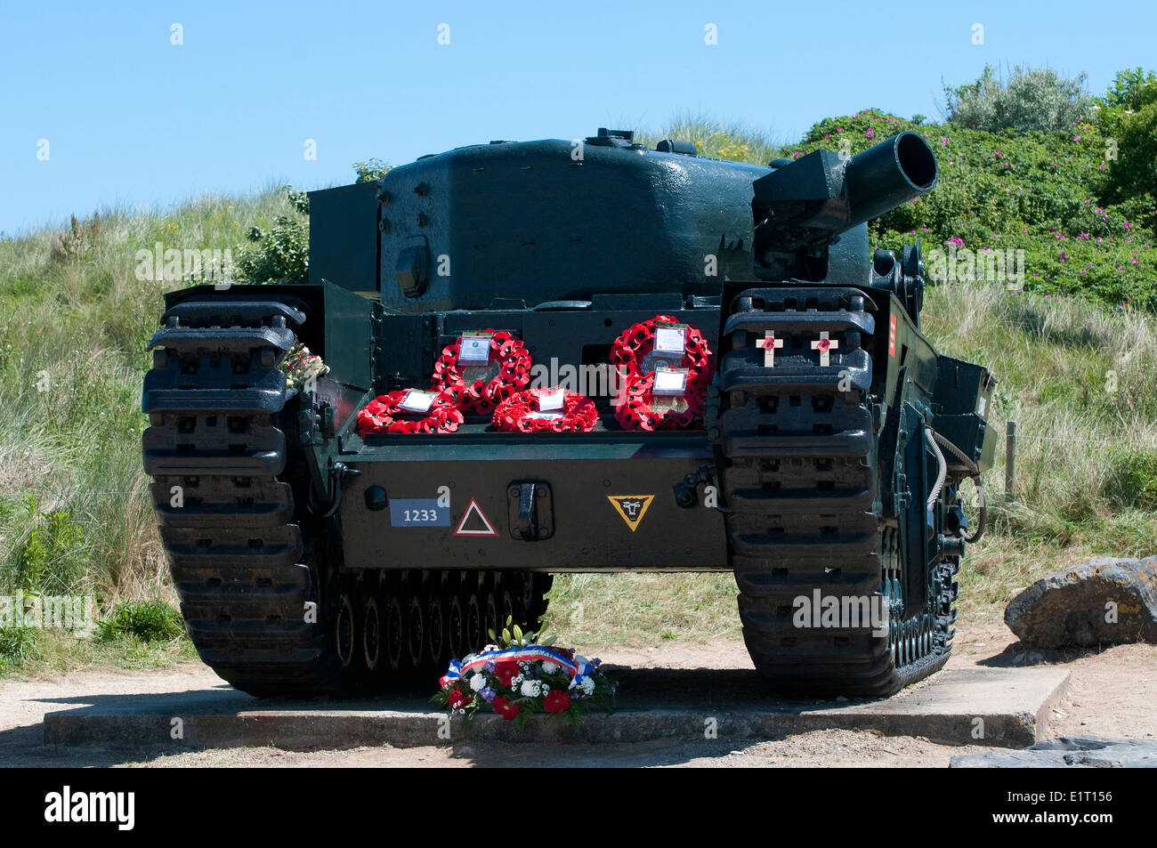 memorial dday tank, juno beach, normandy, france Stock Photo Alamy