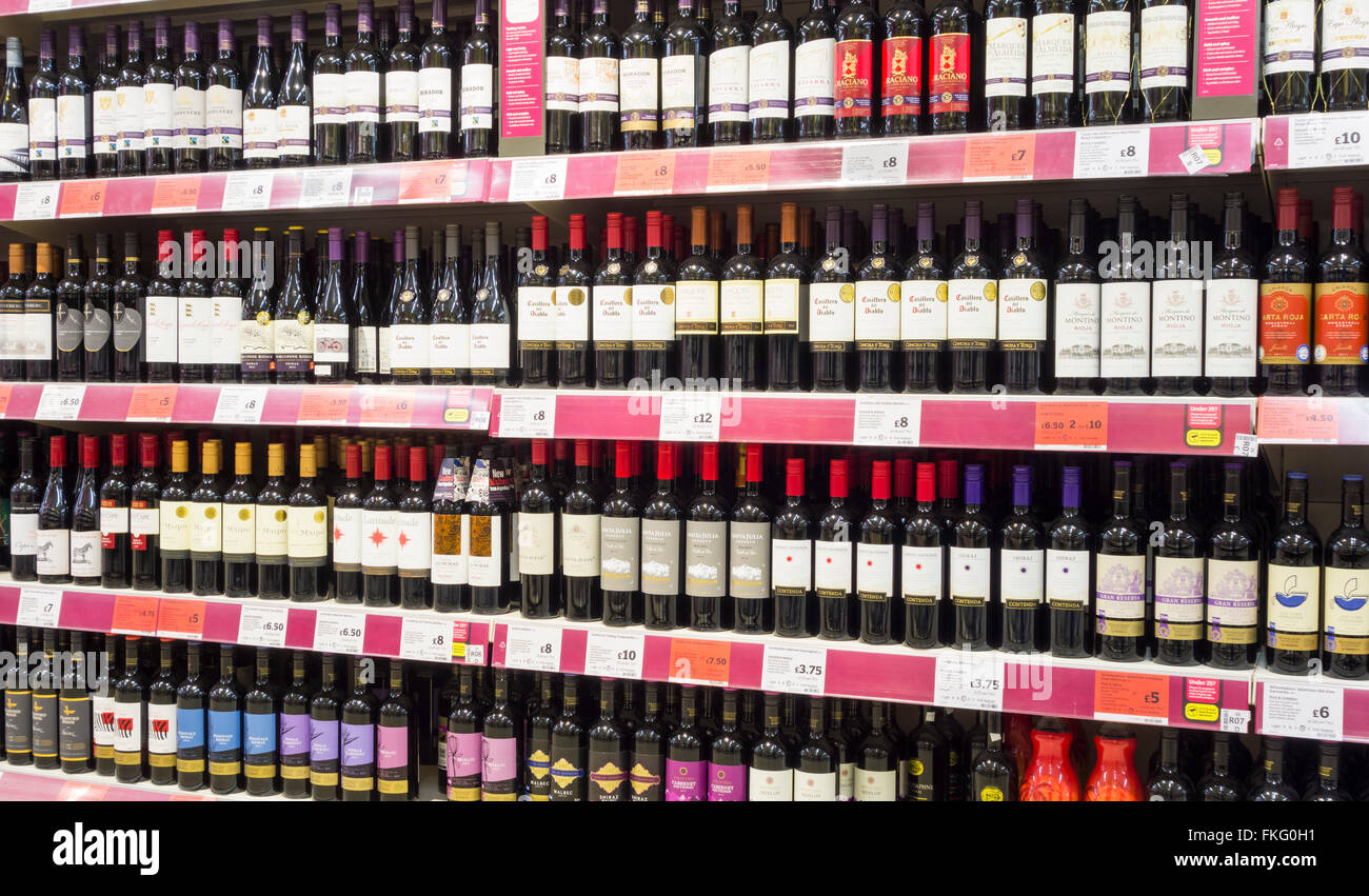 Red Wine Display In Sainsburys Supermarket Uk Stock Photo Alamy
