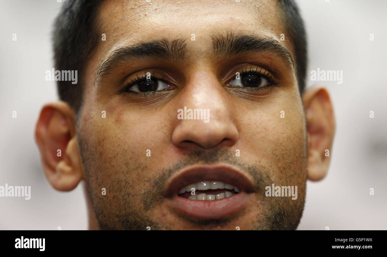 Boxing - Amir Khan Media Day - Gloves Community Centre Stock Photo - Alamy