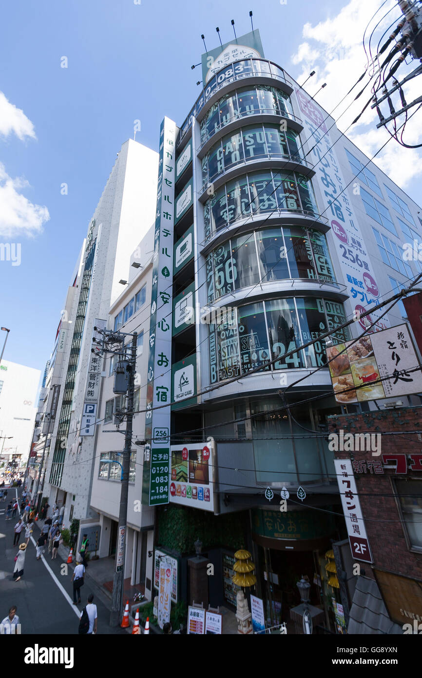 Anshin Oyado Luxury Capsule Hotel Located Within 3 Minutes Of The Busy Shinjuku Station On