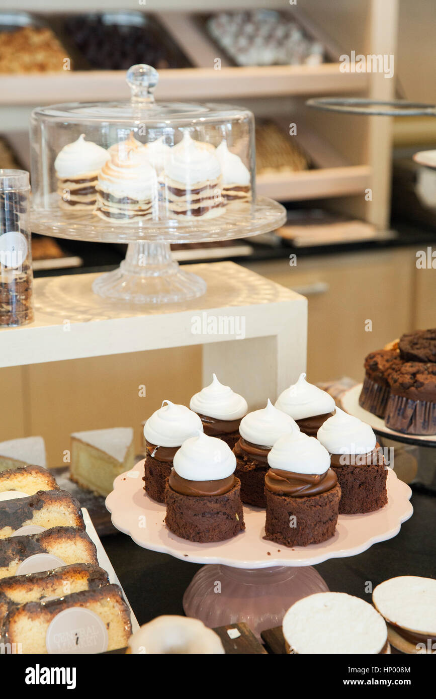 Desserts in bakery Stock Photo Alamy