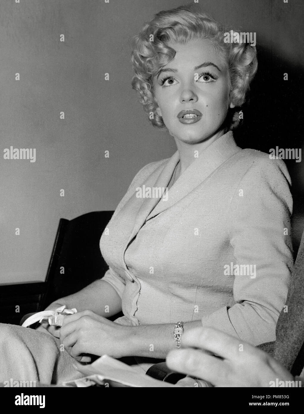 Archival Classic Cinema Marilyn Monroe Retrospective Marilyn Monroe In Court June 1952 7416