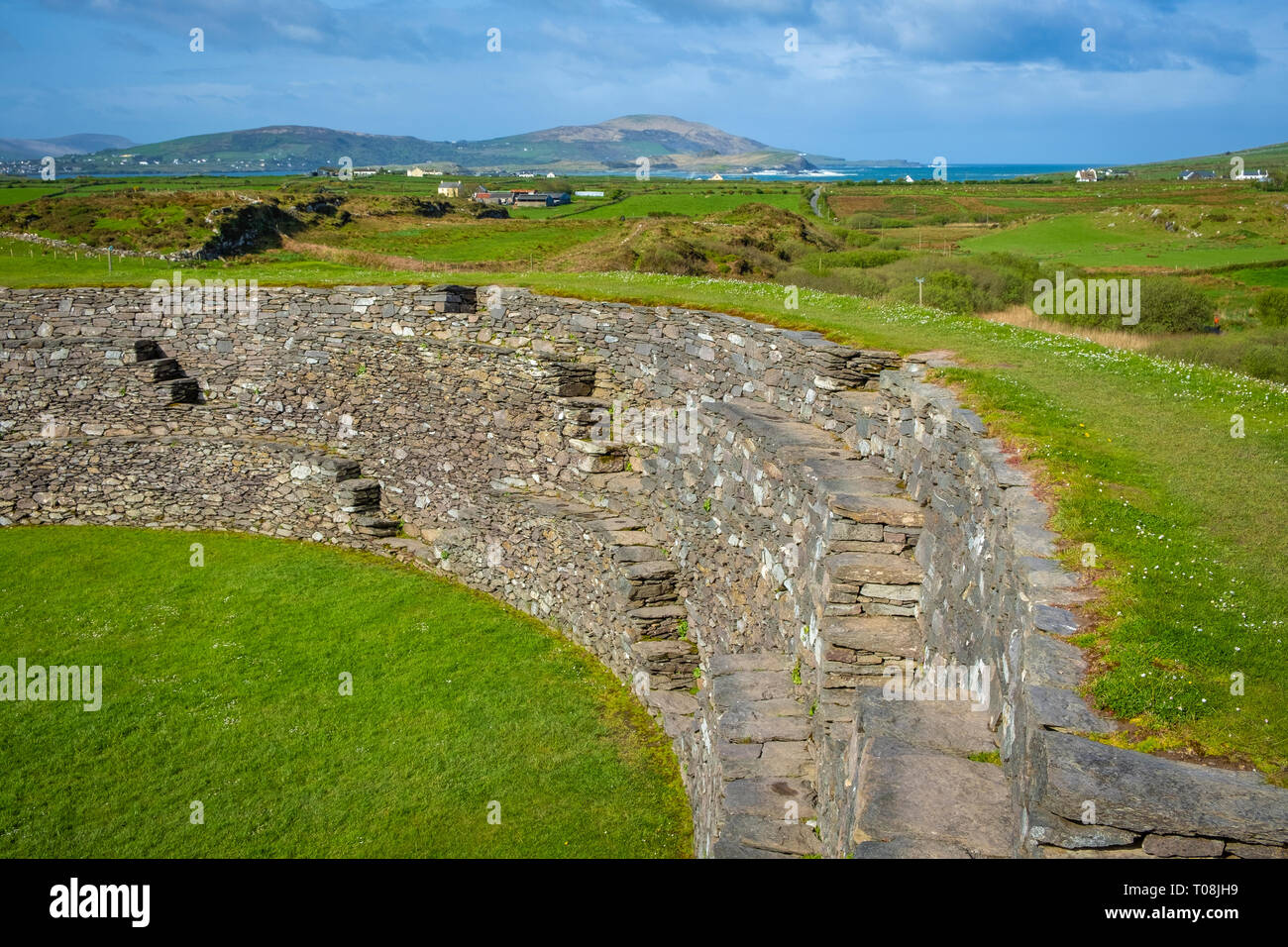 Old Cahergall Stone Fort Stock Photo - Alamy