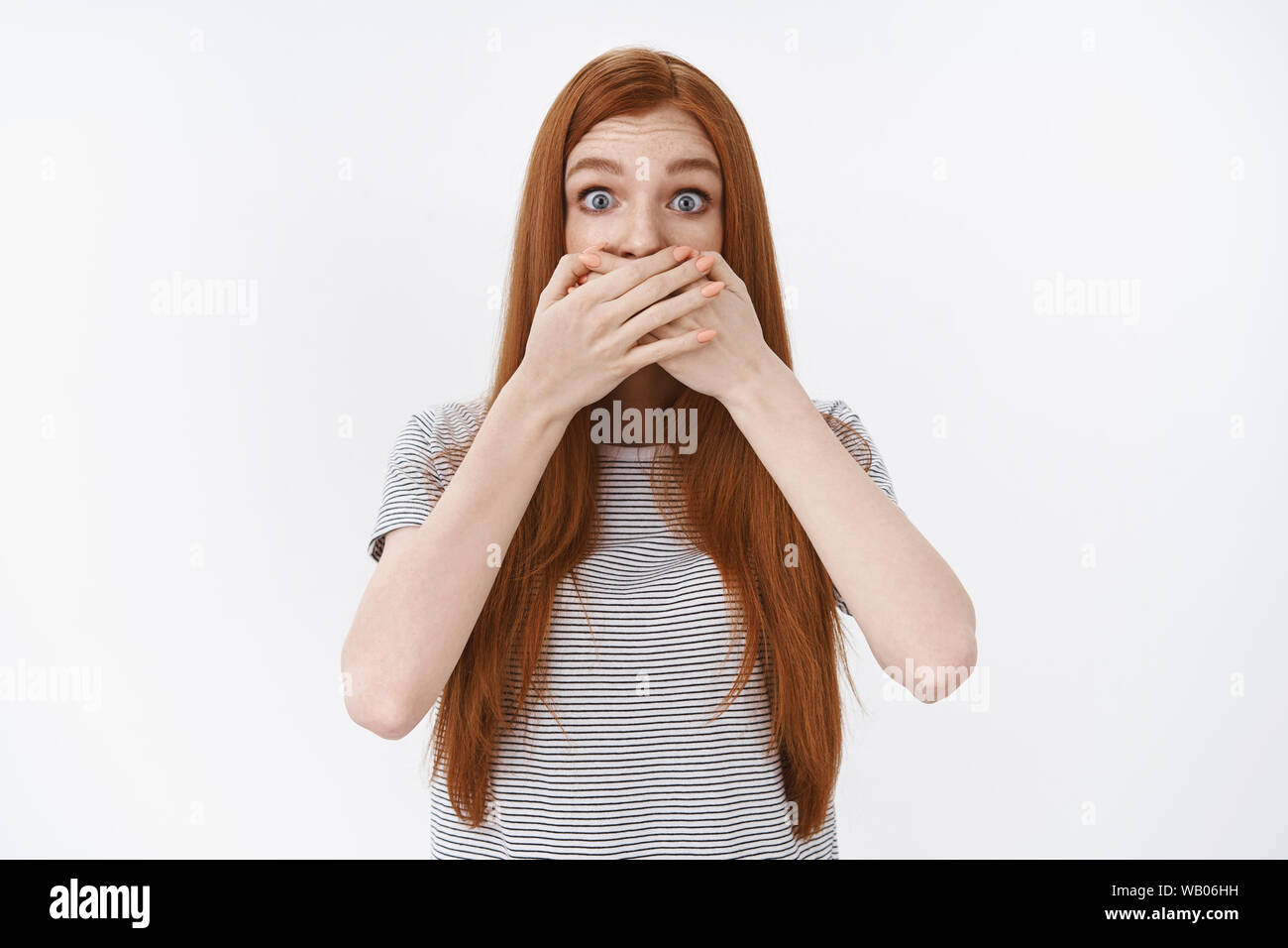 Shocked Amused Young Redhead Girl Learn Incredible Rumor Widen Eyes